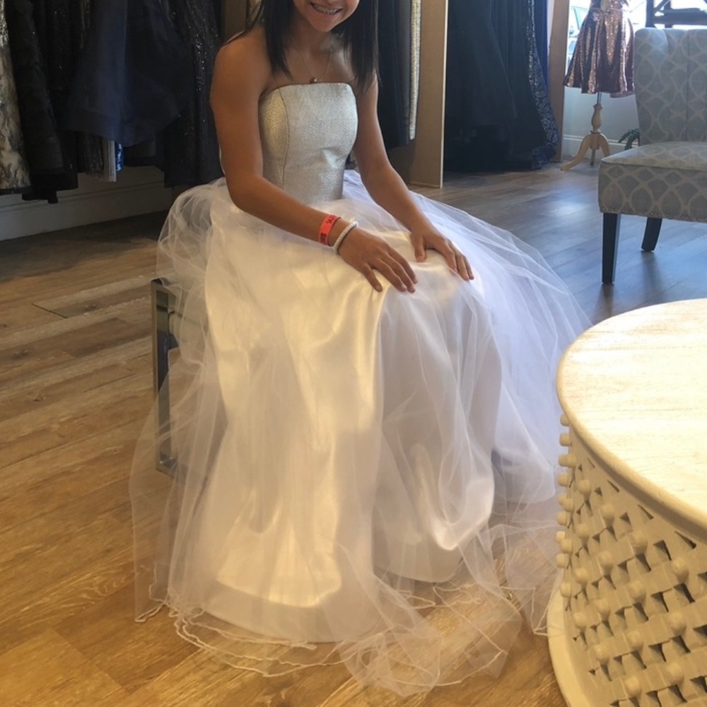 Elegant Girls Party Gown ~NEVER WORN!!! ~Simply Gorgeous Make Me An OFFER!!